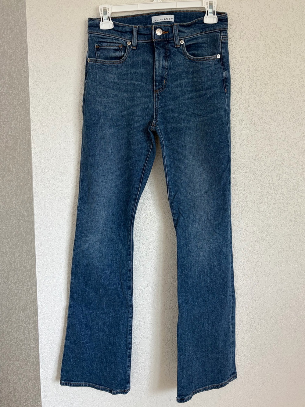 Loft Mid Rise Boot Jeans in Luxe Medium Wash